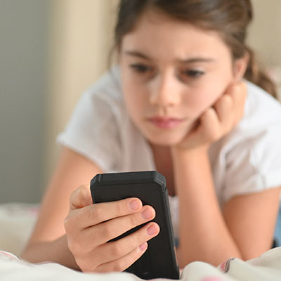 Adolescenti e internet: quando controllare non basta 2